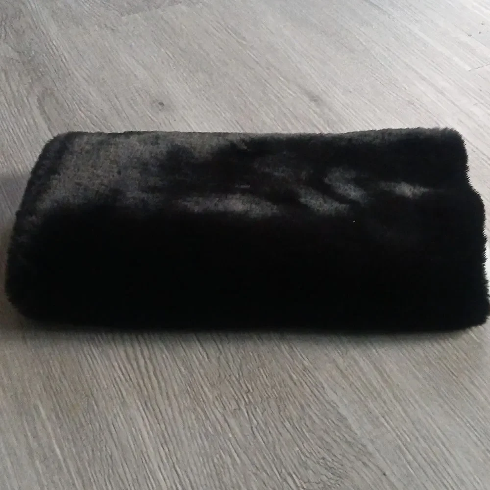 Elegant Black Faux Fur hand muff hand warmer 14